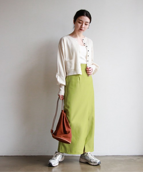 feepur(フェピュール)の「配色ボタンクルーニットカーディガン(カーディガン/ボレロ・レディース・オフホワイト/ピンク/ブラック/グリーン/ホワイト×ブラック/ブルー・MEDIUM)」の21枚目の写真