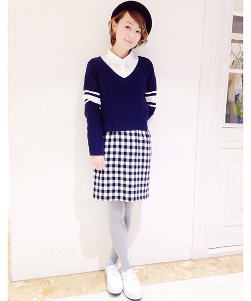 one after another NICE CLAUP(ワンアフターアナザーナイスクラップ)の「【non-no5月号掲載 ナイスクラップ】2重織ギンガムタイトスカート(スカート・レディース・ライトグレー/レッド/ネイビー・FREE)」の12枚目の写真