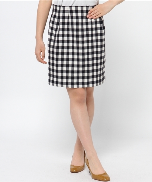 one after another NICE CLAUP(ワンアフターアナザーナイスクラップ)の「【non-no5月号掲載 ナイスクラップ】2重織ギンガムタイトスカート(スカート・レディース・ライトグレー/レッド/ネイビー・FREE)」の1枚目の写真