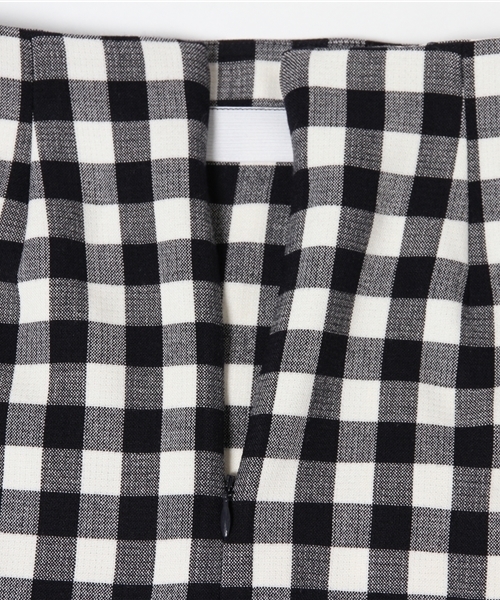 one after another NICE CLAUP(ワンアフターアナザーナイスクラップ)の「【non-no5月号掲載 ナイスクラップ】2重織ギンガムタイトスカート(スカート・レディース・ライトグレー/レッド/ネイビー・FREE)」の6枚目の写真