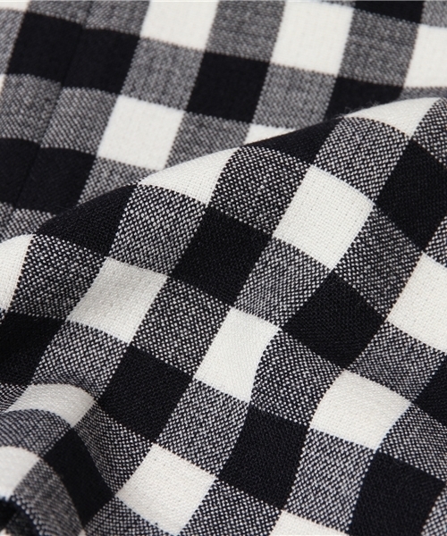 one after another NICE CLAUP(ワンアフターアナザーナイスクラップ)の「【non-no5月号掲載 ナイスクラップ】2重織ギンガムタイトスカート(スカート・レディース・ライトグレー/レッド/ネイビー・FREE)」の7枚目の写真