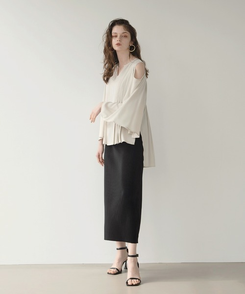 MIELI INVARIANT(ミエリインヴァリアント)の「Kimono Tucking Blouse(シャツ/ブラウス・レディース・ブラック/ベージュ系その他・FREE)」の8枚目の写真