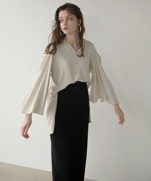 MIELI INVARIANT(ミエリインヴァリアント)の「Kimono Tucking Blouse(シャツ/ブラウス・レディース・ブラック/ベージュ系その他・FREE)」の9枚目の写真
