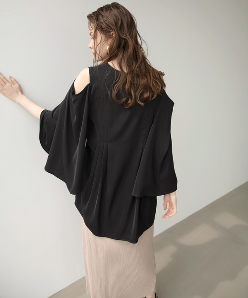 MIELI INVARIANT(ミエリインヴァリアント)の「Kimono Tucking Blouse(シャツ/ブラウス・レディース・ブラック/ベージュ系その他・FREE)」の16枚目の写真