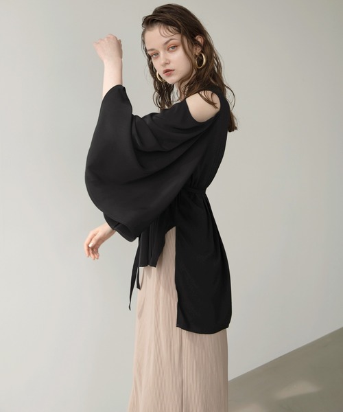 MIELI INVARIANT(ミエリインヴァリアント)の「Kimono Tucking Blouse(シャツ/ブラウス・レディース・ブラック/ベージュ系その他・FREE)」の21枚目の写真