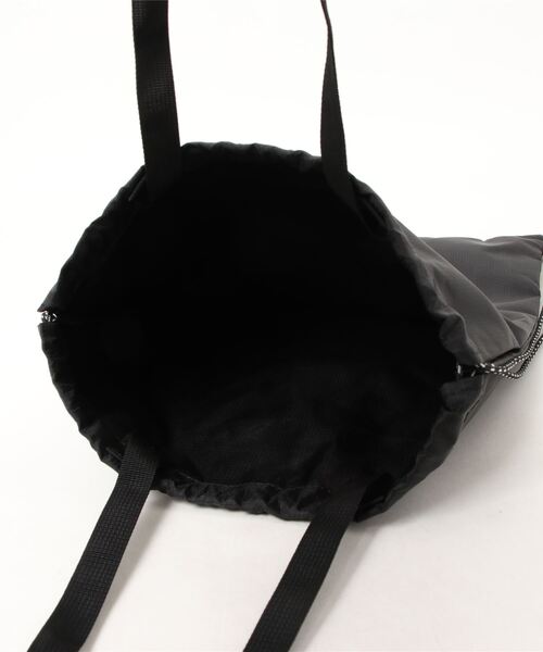 agnes b.（アニエスベー）の「【ユニセックス】KG16 SAC ARENA agnes b. x arena マルチバッグ（トートバッグ・レディース・ブラック・FREE）」の6枚目の写真