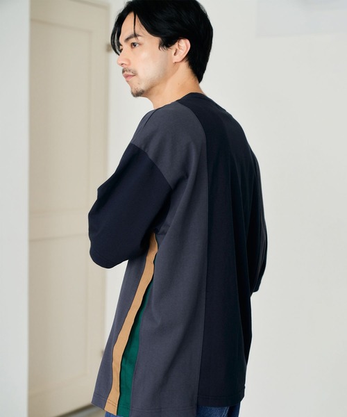 niko and...（ニコアンド）の「配色サイドプリーツTシャツ（Tシャツ/カットソー・メンズ・ネイビー/オフホワイト/ライトブルー・MEDIUM/LARGE）」の3枚目の写真