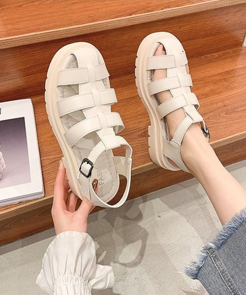 meJane（ミージェーン）の「トラックソールグルカサンダル【ZOZOTOWN限定】（サンダル・レディース・オフホワイト/ブラック・S/M/L）」の5枚目の写真