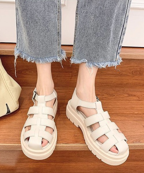 meJane（ミージェーン）の「トラックソールグルカサンダル【ZOZOTOWN限定】（サンダル・レディース・オフホワイト/ブラック・S/M/L）」の6枚目の写真