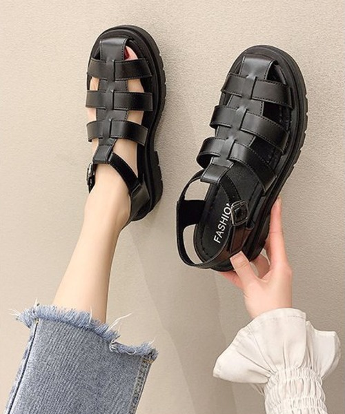 meJane（ミージェーン）の「トラックソールグルカサンダル【ZOZOTOWN限定】（サンダル・レディース・オフホワイト/ブラック・S/M/L）」の15枚目の写真