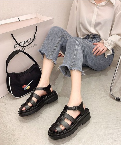 meJane（ミージェーン）の「トラックソールグルカサンダル【ZOZOTOWN限定】（サンダル・レディース・オフホワイト/ブラック・S/M/L）」の13枚目の写真