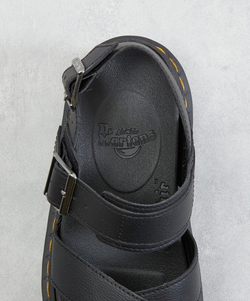 And A（アンドエー）の「Dr.Martens ドクターマーチン / Voss II Quad ヴォスII クアッド 厚底レザークロスストラップサンダル（サンダル・レディース・ホワイト/ブラック・23cm/24cm）」の20枚目の写真