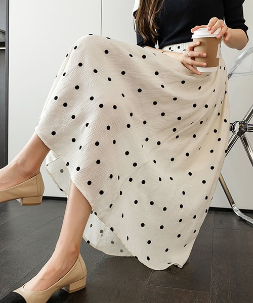 Primazel(プリマゼル)の「ミモレ丈フレアスカート(スカート・レディース・ドット/その他・M)」の1枚目の写真