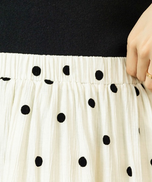 Primazel(プリマゼル)の「ミモレ丈フレアスカート(スカート・レディース・ドット/その他・M)」の9枚目の写真