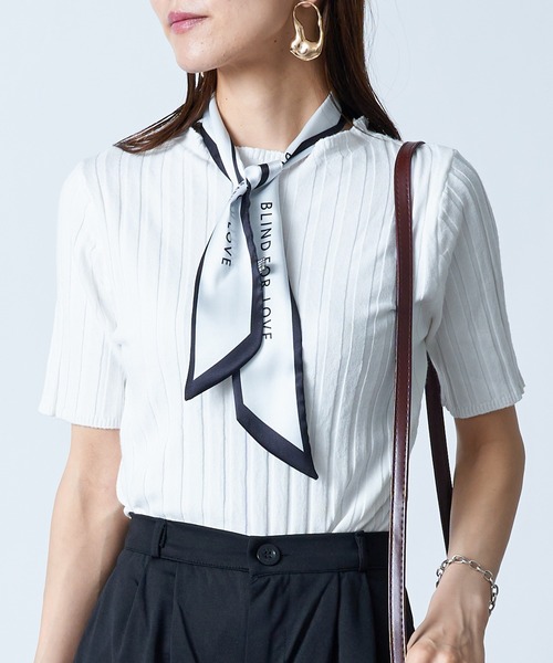MAISON BREEZE(メゾンブリーズ)の「【MAISON BREEZE】ワイドリブモックネック5分袖カラーニット SCCH161(Tシャツ/カットソー・レディース・ブルー/グリーン/ホワイト/ブラック/ピンク・FREE)」の2枚目の写真