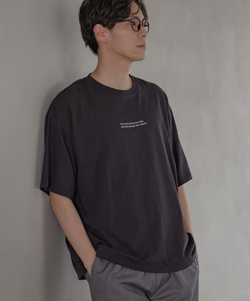 LAKOLE(ラコレ)の「バックフォトプリントTシャツ / 276584(Tシャツ/カットソー・メンズ・ライトブルー/ベージュ/ホワイト/ブラック・X-LARGE/LARGE/MEDIUM)」の1枚目の写真