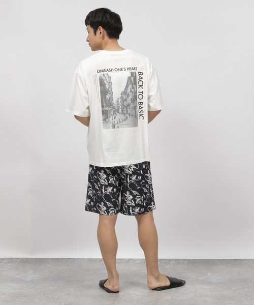 LAKOLE(ラコレ)の「バックフォトプリントTシャツ / 276584(Tシャツ/カットソー・メンズ・ライトブルー/ベージュ/ホワイト/ブラック・X-LARGE/LARGE/MEDIUM)」の16枚目の写真