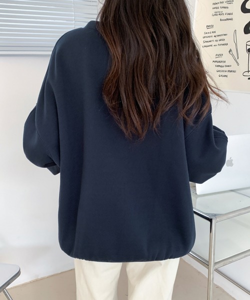 ABITOKYO(アビトーキョー)の「ワンポイント刺繍ビッグシルエット裏起毛トレーナー(スウェット・レディース・ブラック/ネイビー/イエロー/グレー/ブラウン/ダークグレー/ホワイト・FREE)」の19枚目の写真