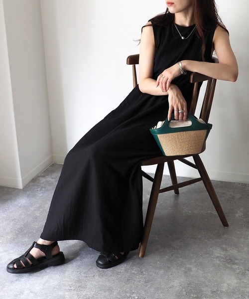 Riberry（リベリー）の「パッチポケットノースリーブワンピース（ワンピース・レディース・ブラック/グレイッシュベージュ・MEDIUM）」の19枚目の写真