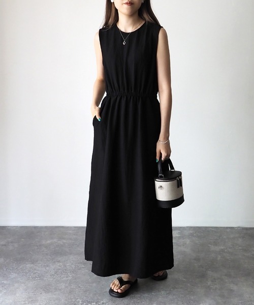 Riberry（リベリー）の「パッチポケットノースリーブワンピース（ワンピース・レディース・ブラック/グレイッシュベージュ・MEDIUM）」の11枚目の写真