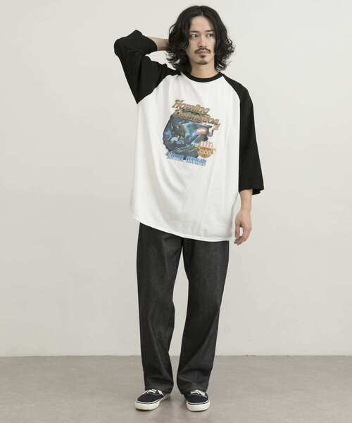 URBAN RESEARCH(アーバンリサーチ)の「URBAN RESEARCH iD グラフィックラグランTシャツ(Tシャツ/カットソー・メンズ・ホワイト系その他/ブラック系その他・LARGE/MEDIUM)」の9枚目の写真