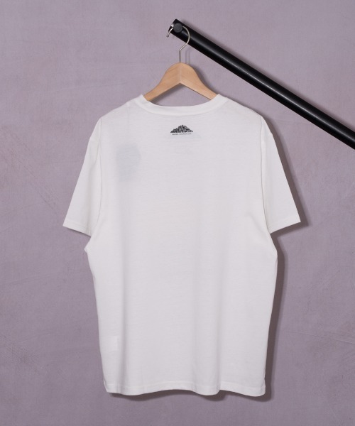 MOUNTAIN SMITH（マウンテンスミス）の「【 MOUNTAIN SMITH / マウンテンスミス 】 ブランド ロゴ グラフィック プリント Tシャツ MS0-00M-221026（Tシャツ/カットソー・メンズ・ホワイト/ブラック/オリーブドラブ・L/XL/M/S）」の10枚目の写真