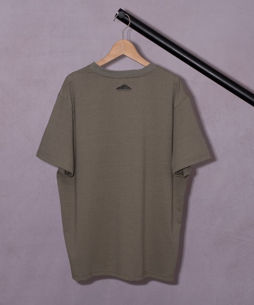 MOUNTAIN SMITH（マウンテンスミス）の「【 MOUNTAIN SMITH / マウンテンスミス 】 ブランド ロゴ グラフィック プリント Tシャツ MS0-00M-221026（Tシャツ/カットソー・メンズ・ホワイト/ブラック/オリーブドラブ・L/XL/M/S）」の11枚目の写真