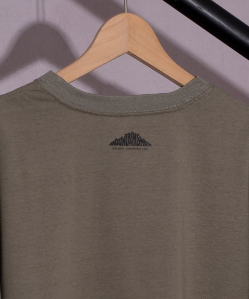 MOUNTAIN SMITH（マウンテンスミス）の「【 MOUNTAIN SMITH / マウンテンスミス 】 ブランド ロゴ グラフィック プリント Tシャツ MS0-00M-221026（Tシャツ/カットソー・メンズ・ホワイト/ブラック/オリーブドラブ・L/XL/M/S）」の12枚目の写真