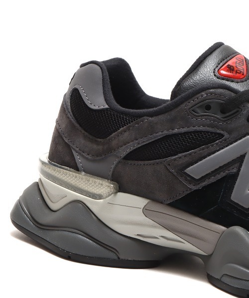 NEW BALANCE(ニューバランス)の「New Balance U9060BLK / ニューバランス U9060BLK(スニーカー・メンズ・ブラック・26.0cm/26.5cm/27.0cm/27.5cm/28.0cm/28.5cm/29.0cm/25.5cm/24.0cm/25.0cm/23.0cm/24.5cm/23.5cm/30.0cm)」の9枚目の写真