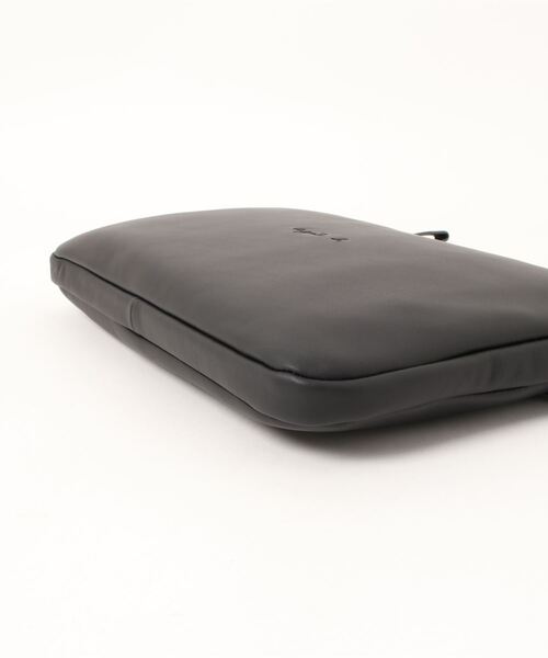 agnes b.（アニエスベー）の「PAH02Z－09 PCケース（ビジネスバッグ・メンズ・ブラック・FREE）」の4枚目の写真