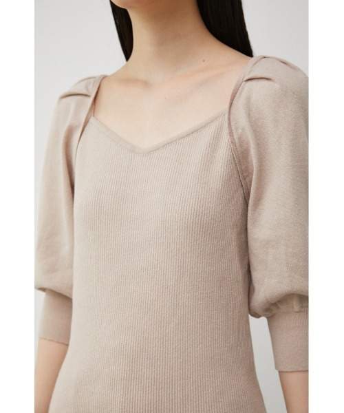 AZUL by moussy(アズールバイマウジー)の「IRREGULAR NECK PUFF KNIT(ニット/セーター・レディース・ブラック/ダークグリーン/マジェンタ/ライトベージュ・SMALL/MEDIUM)」の20枚目の写真