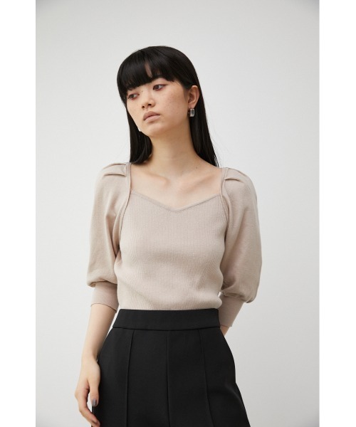 AZUL by moussy(アズールバイマウジー)の「IRREGULAR NECK PUFF KNIT(ニット/セーター・レディース・ブラック/ダークグリーン/マジェンタ/ライトベージュ・SMALL/MEDIUM)」の14枚目の写真