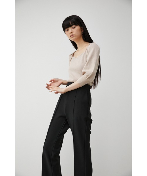 AZUL by moussy(アズールバイマウジー)の「IRREGULAR NECK PUFF KNIT(ニット/セーター・レディース・ブラック/ダークグリーン/マジェンタ/ライトベージュ・SMALL/MEDIUM)」の16枚目の写真