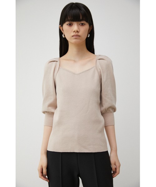 AZUL by moussy(アズールバイマウジー)の「IRREGULAR NECK PUFF KNIT(ニット/セーター・レディース・ブラック/ダークグリーン/マジェンタ/ライトベージュ・SMALL/MEDIUM)」の17枚目の写真