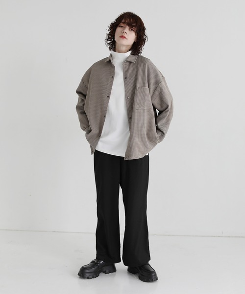 ETELIO（エテリオ）の「モックネックポンチ長袖カットソー（Tシャツ/カットソー・メンズ・ホワイト/ブラック/チャコールグレー/ワインレッド/チャコール・S/L/M）」の13枚目の写真