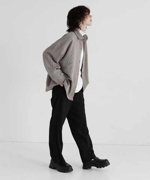 ETELIO（エテリオ）の「モックネックポンチ長袖カットソー（Tシャツ/カットソー・メンズ・ホワイト/ブラック/チャコールグレー/ワインレッド/チャコール・S/L/M）」の14枚目の写真