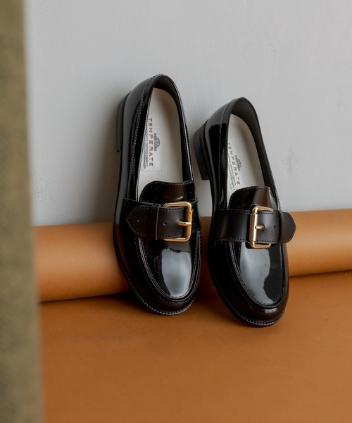 TEMPERATE(テンパレイト)の「【TEMPERATE(テンパレイト)】ベルト付きローファー(ローファー・レディース・ブラック/グレー・40/38/36)」の2枚目の写真