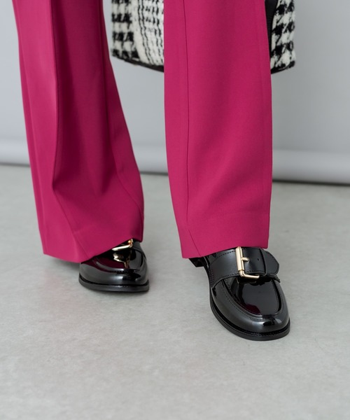 TEMPERATE(テンパレイト)の「【TEMPERATE(テンパレイト)】ベルト付きローファー(ローファー・レディース・ブラック/グレー・40/38/36)」の4枚目の写真