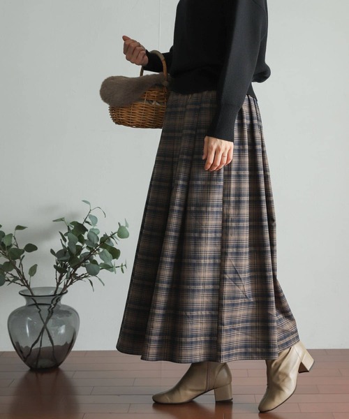 URBAN RESEARCH DOORS（アーバンリサーチドアーズ）の「ラメチェックタックギャザースカート（スカート・レディース・モカ/ベージュ系その他・MEDIUM）」の11枚目の写真
