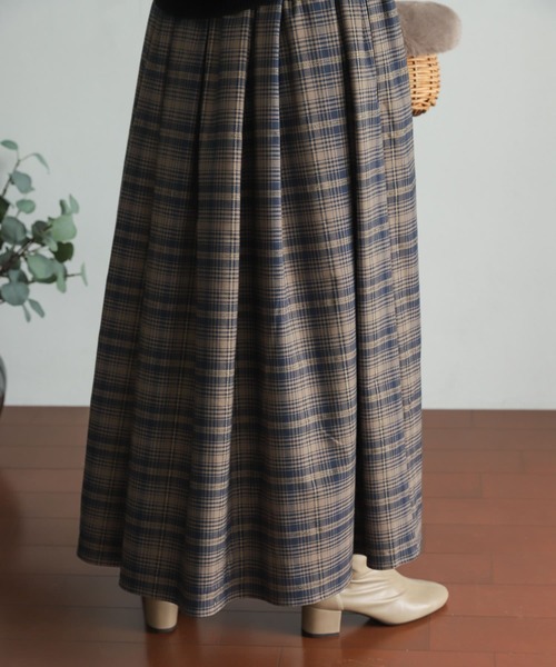 URBAN RESEARCH DOORS（アーバンリサーチドアーズ）の「ラメチェックタックギャザースカート（スカート・レディース・モカ/ベージュ系その他・MEDIUM）」の13枚目の写真