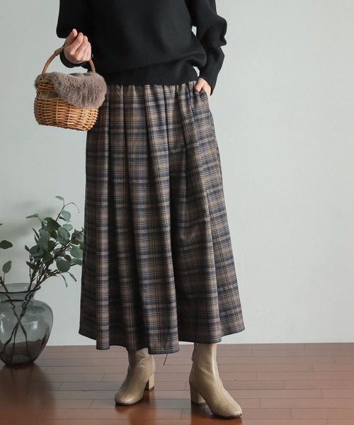 URBAN RESEARCH DOORS（アーバンリサーチドアーズ）の「ラメチェックタックギャザースカート（スカート・レディース・モカ/ベージュ系その他・MEDIUM）」の16枚目の写真