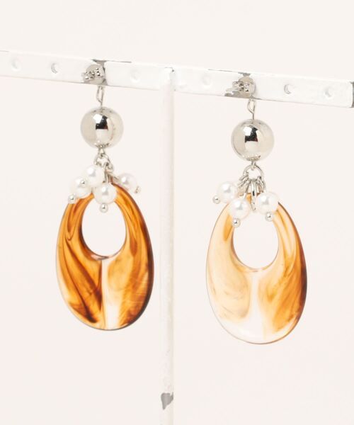 tone(トーン)の「【Astyle】リングオーバル×小粒パールピアス(MA)(ピアス(両耳用)・レディース・シルバー・FREE)」の4枚目の写真