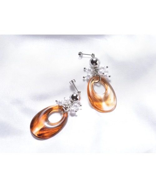 tone(トーン)の「【Astyle】リングオーバル×小粒パールピアス(MA)(ピアス(両耳用)・レディース・シルバー・FREE)」の1枚目の写真