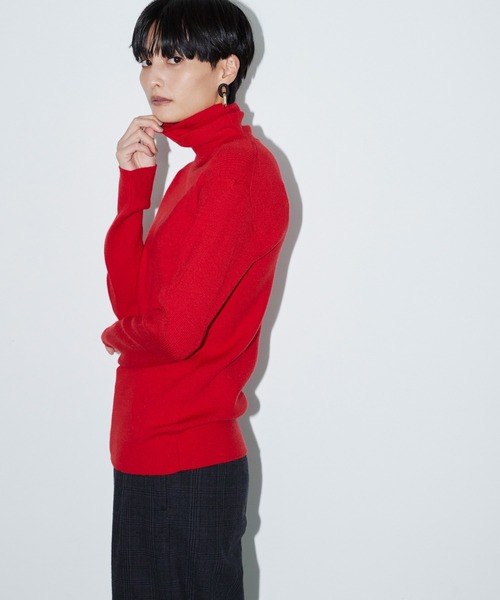 AMERICAN HOLIC（アメリカンホリック）の「パチパチしにくいリブタートルニットプルオーバー（ニット/セーター・レディース・アイボリー/ブラック/その他9/ライトグレー/レッド・M/L）」の4枚目の写真