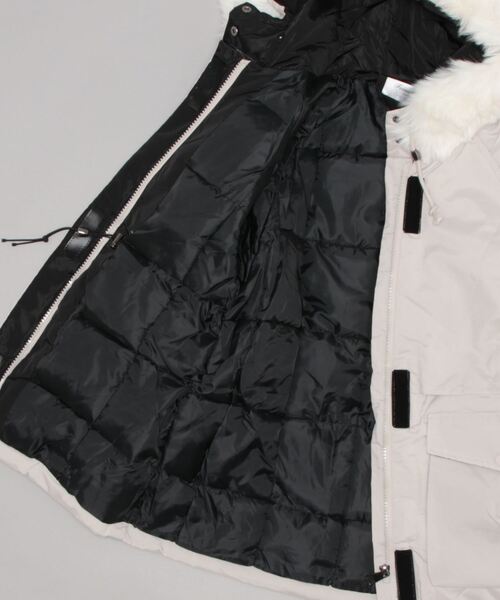 LOPASS（ロパス）の「ファー付き厚手パーカーフードコート（その他アウター・レディース・アイボリー/グレー/ブラック・M/L）」の17枚目の写真