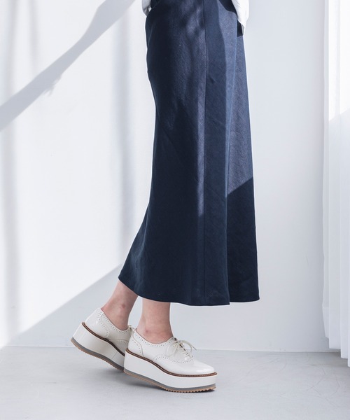 EVOL(イーボル)の「【EVOL】厚底レースアップシューズ IU5002(ドレスシューズ・レディース・ブラック系その他/アイボリー/ブラック・22.5cm/23.5cm/24.5cm/23.0cm/24.0cm/22.0cm)」の20枚目の写真