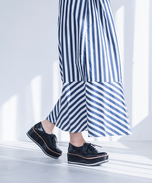 EVOL(イーボル)の「【EVOL】厚底レースアップシューズ IU5002(ドレスシューズ・レディース・ブラック系その他/アイボリー/ブラック・22.5cm/23.5cm/24.5cm/23.0cm/24.0cm/22.0cm)」の22枚目の写真