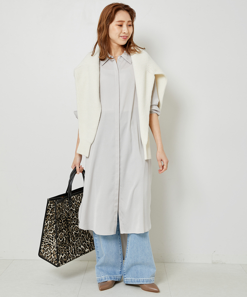 Spick & Span（スピックアンドスパン）の「サテンバックギャザーシャツ 
