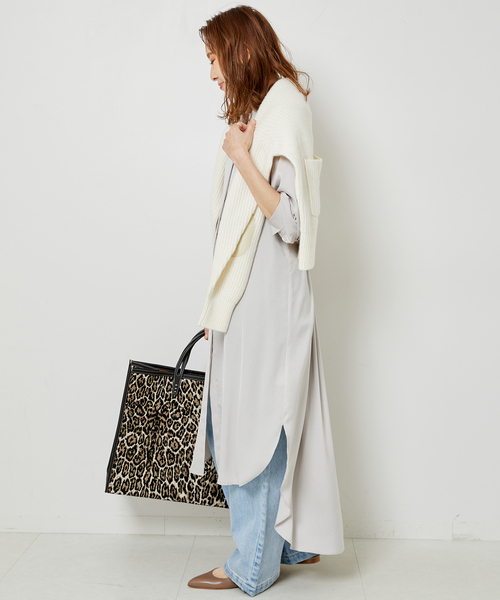 Spick & Span（スピックアンドスパン）の「サテンバックギャザーシャツ 