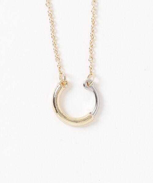 VANNIE U(ヴァニーユー)の「two U neckless(ネックレス・レディース・ゴールド・FREE)」の5枚目の写真